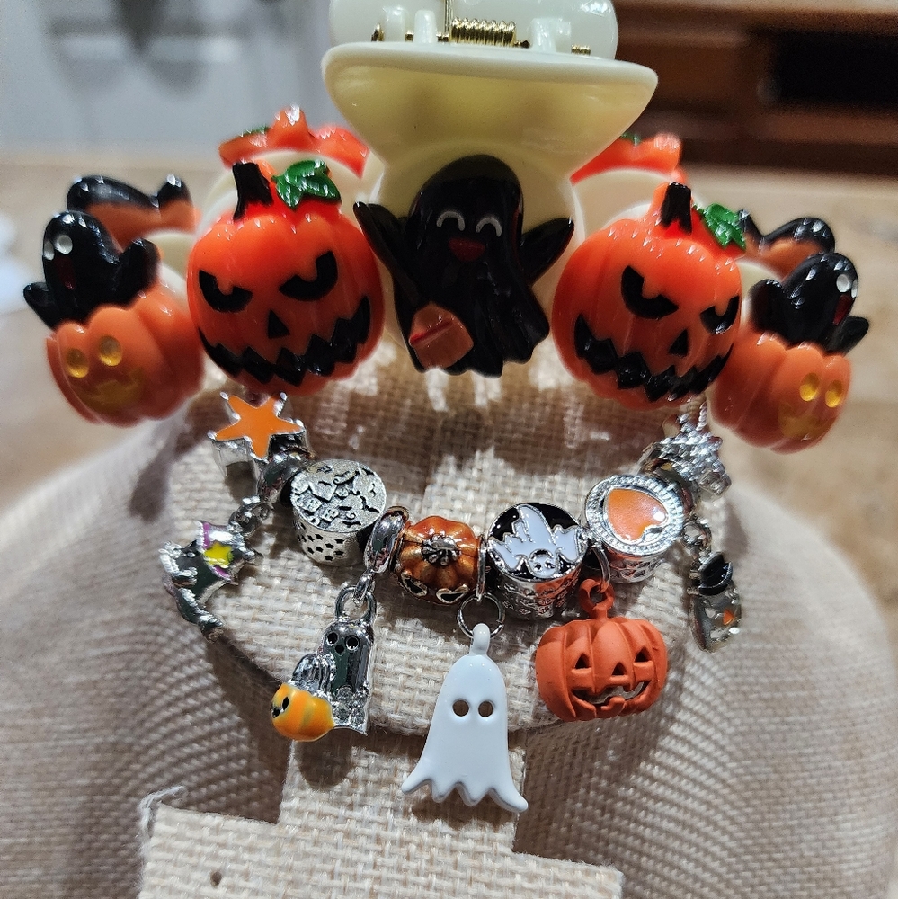 Halloween Bundle-Charm Braclett And Hair Clip